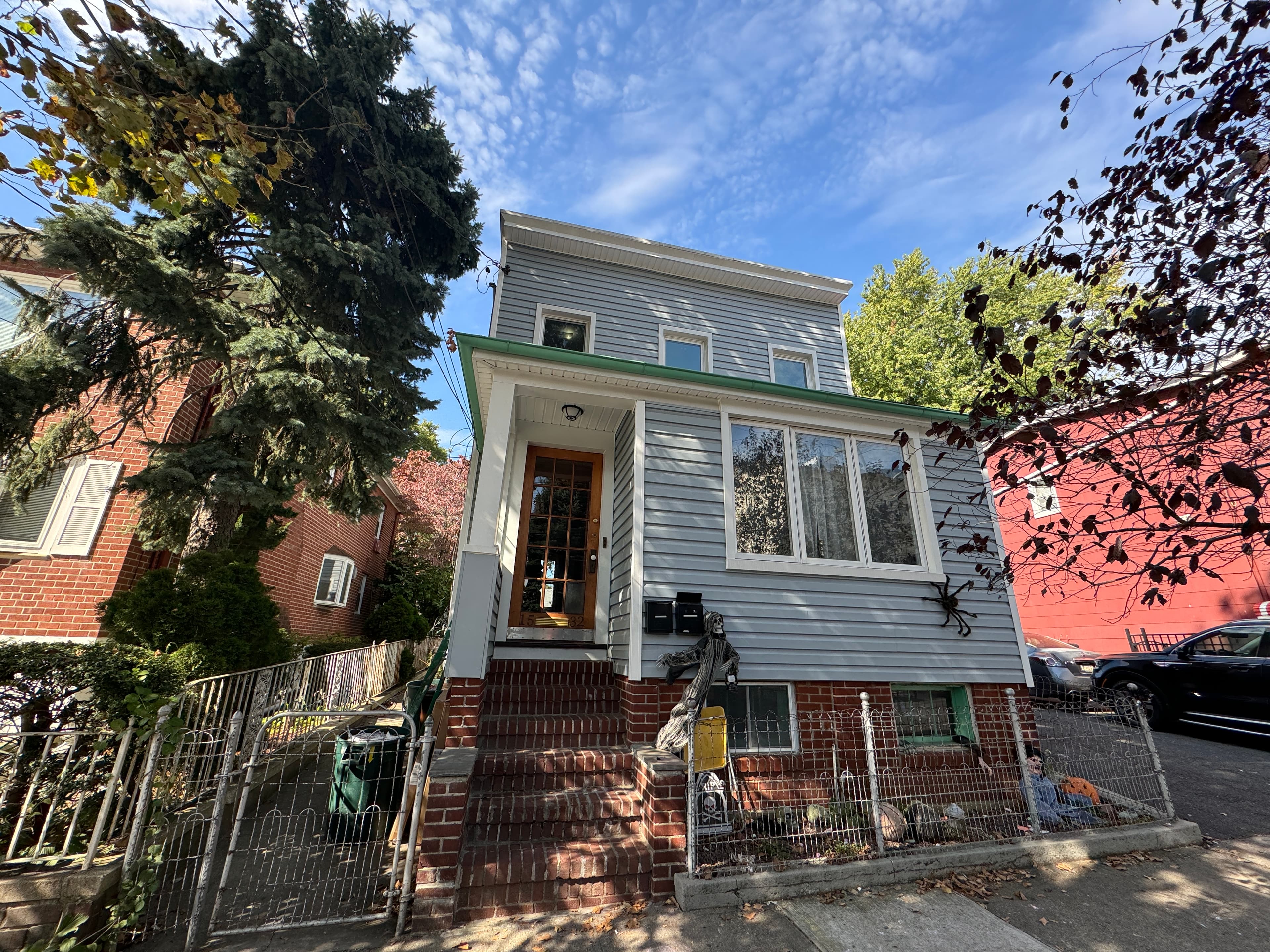 15-32 125th St, College Point