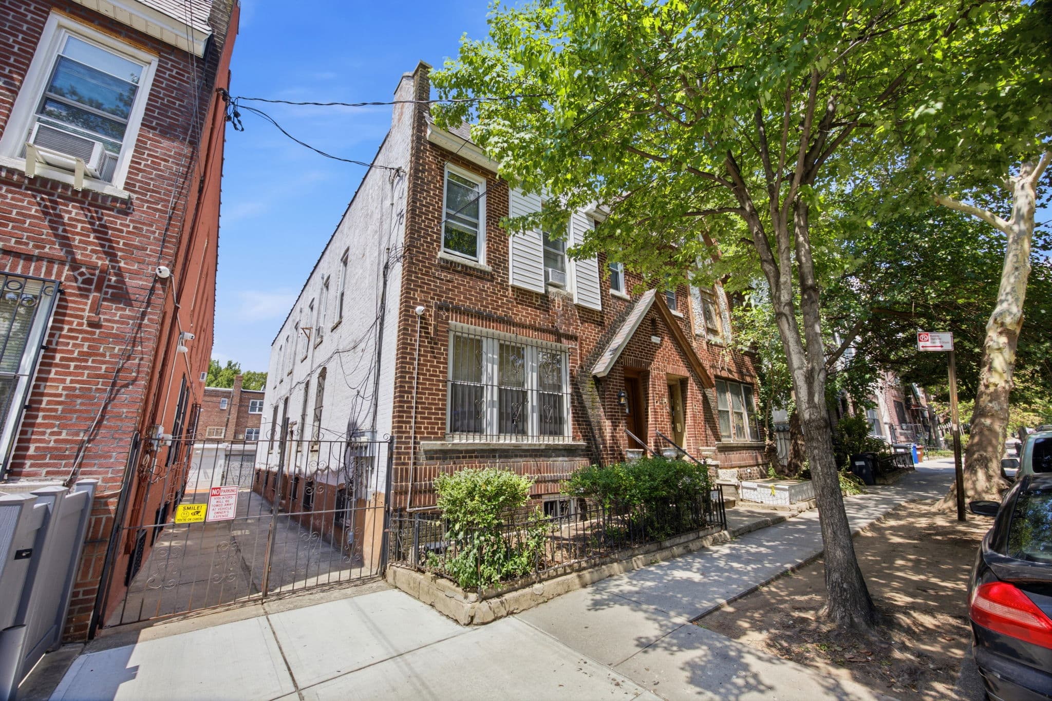 403 Stockholm St, Bushwick